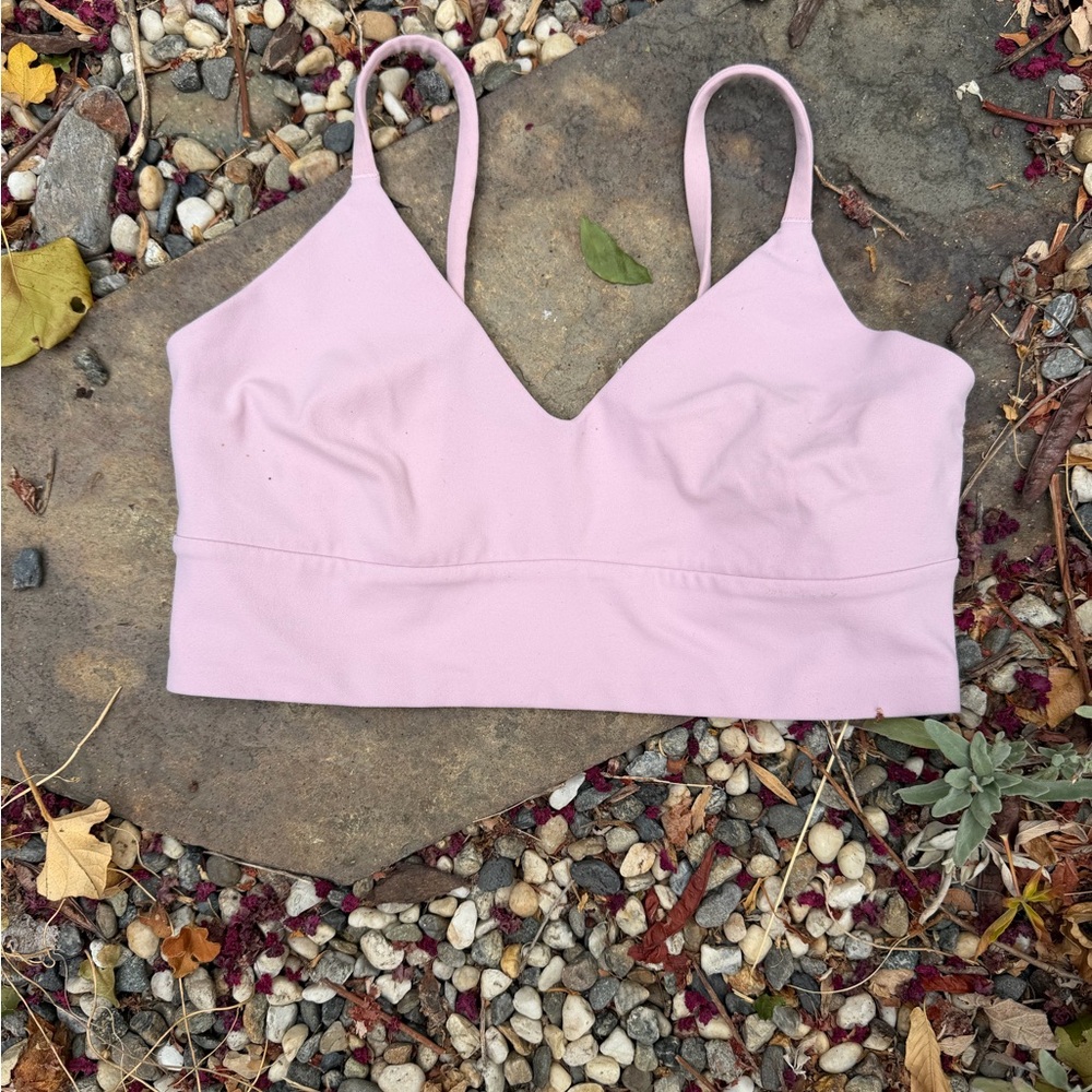 lululemon athletica Light Pink Focuser Scoop Neck Nulu- size M